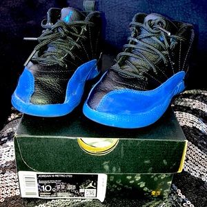 Toddler Jordan 12 retro size 10C